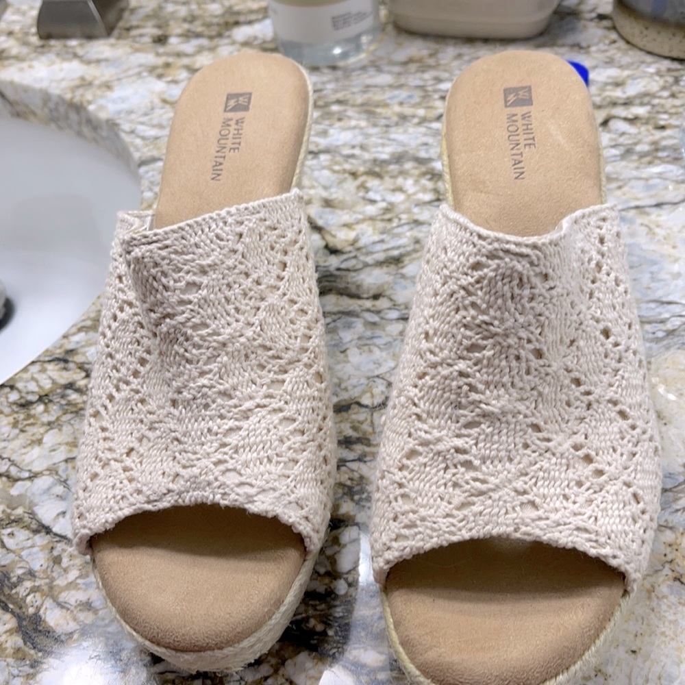 White Mountain Sandals
